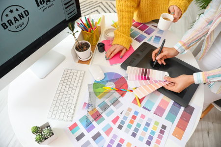 linked image to external visual design portfolio website of Laura Ristoff